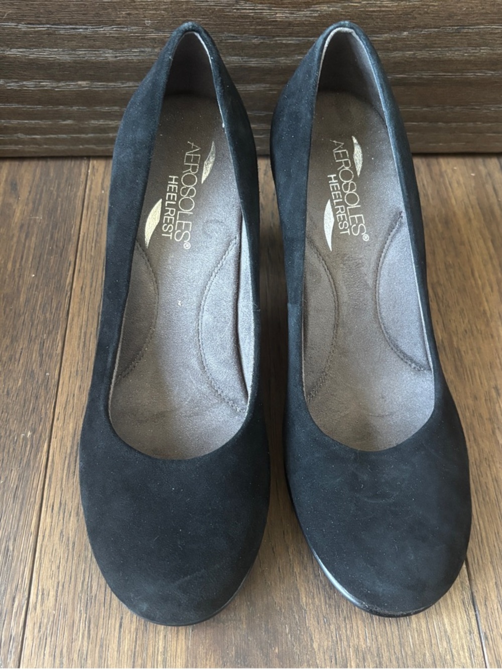 Aerosoles Heelrest Tapestry Black Suede Classic Heels Pumps Women's US 7 - Picture 2 of 9
